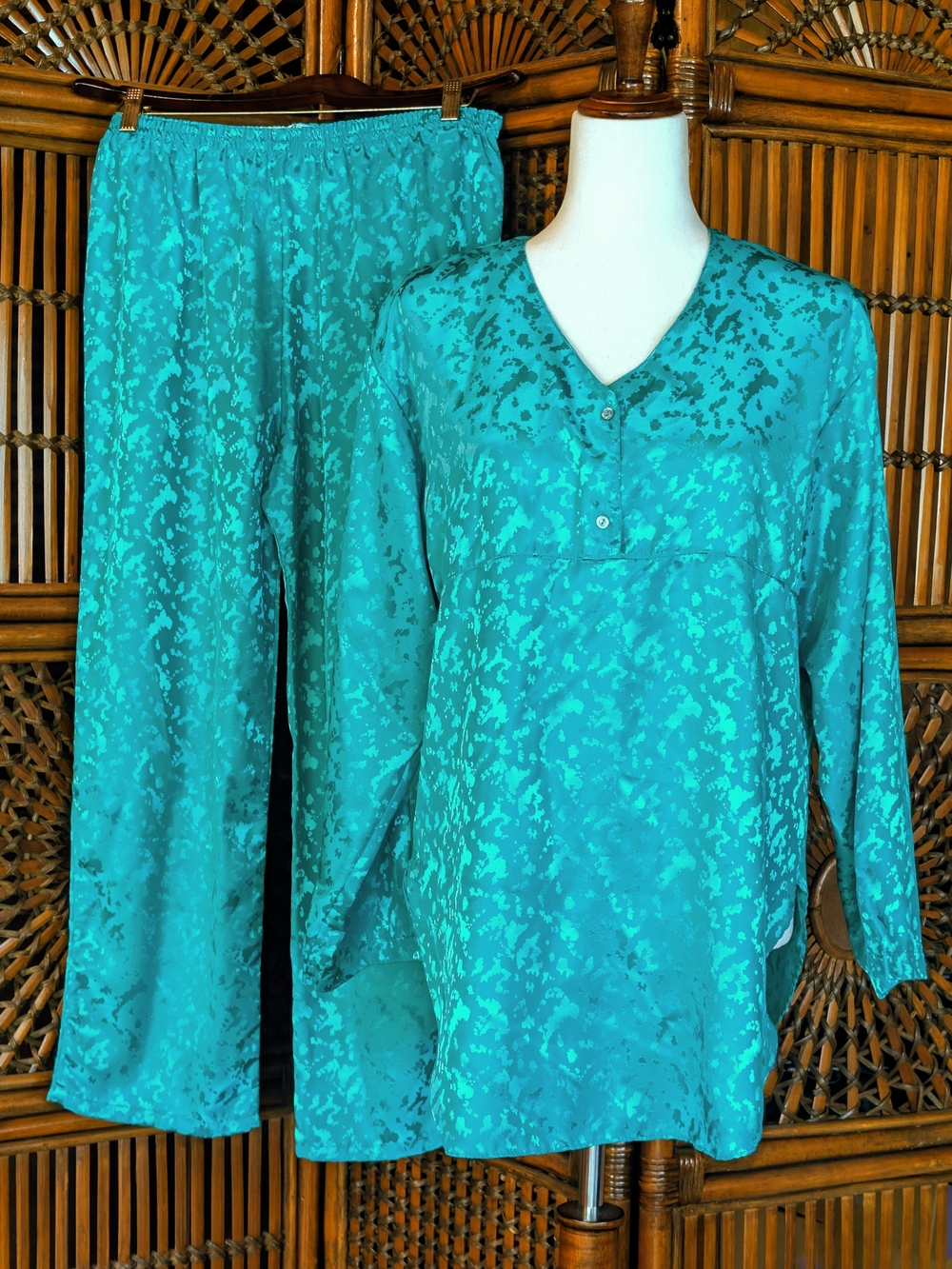 JAYRE CALIFORNIA Pajama 2 Piece Set - Turquoise - LG - EVC